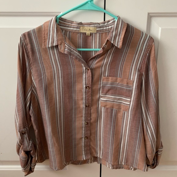 Tops - Long sleeve cropped flannel